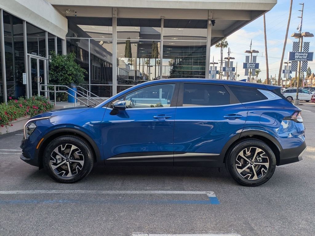 Used 2023 Kia Sportage EX image 16