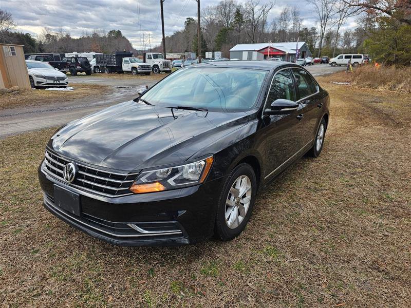 Used 2016 Volkswagen Passat 1.8T S image 3