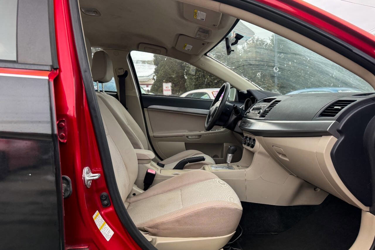 Used 2010 Mitsubishi Lancer ES image 11