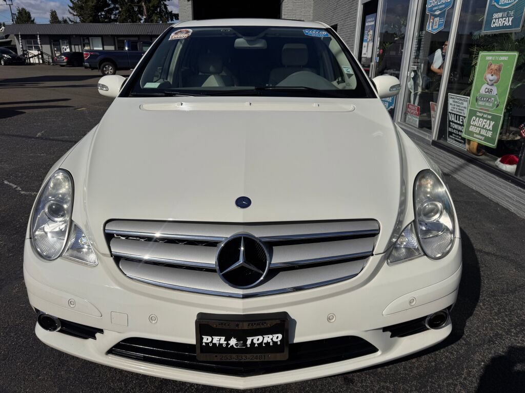 Used 2008 Mercedes-Benz R 350 4MATIC image 2