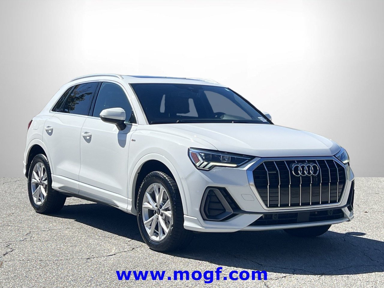 Used 2025 Audi Q3 2.0T Premium AWD/4WD image 4