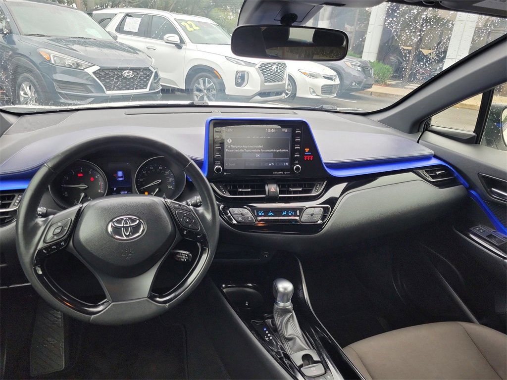 Used 2020 Toyota C-HR LE image 35