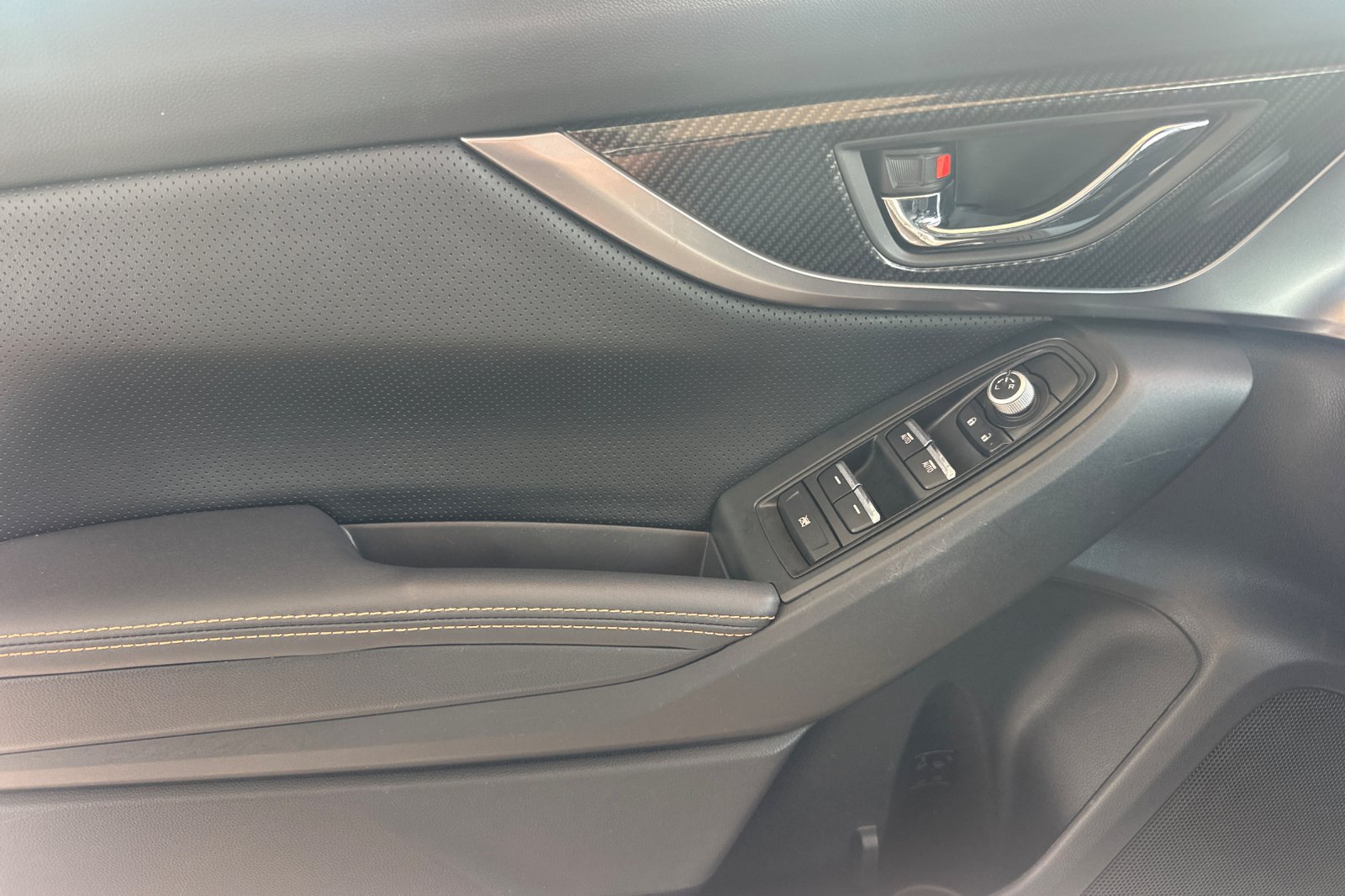 Used 2018 Subaru Crosstrek 2.0i Limited AWD/4WD image 12