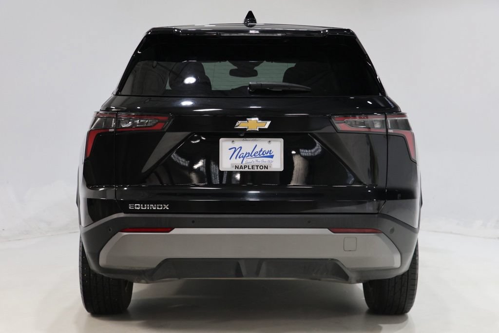 Used 2025 Chevrolet Equinox LT FWD image 6