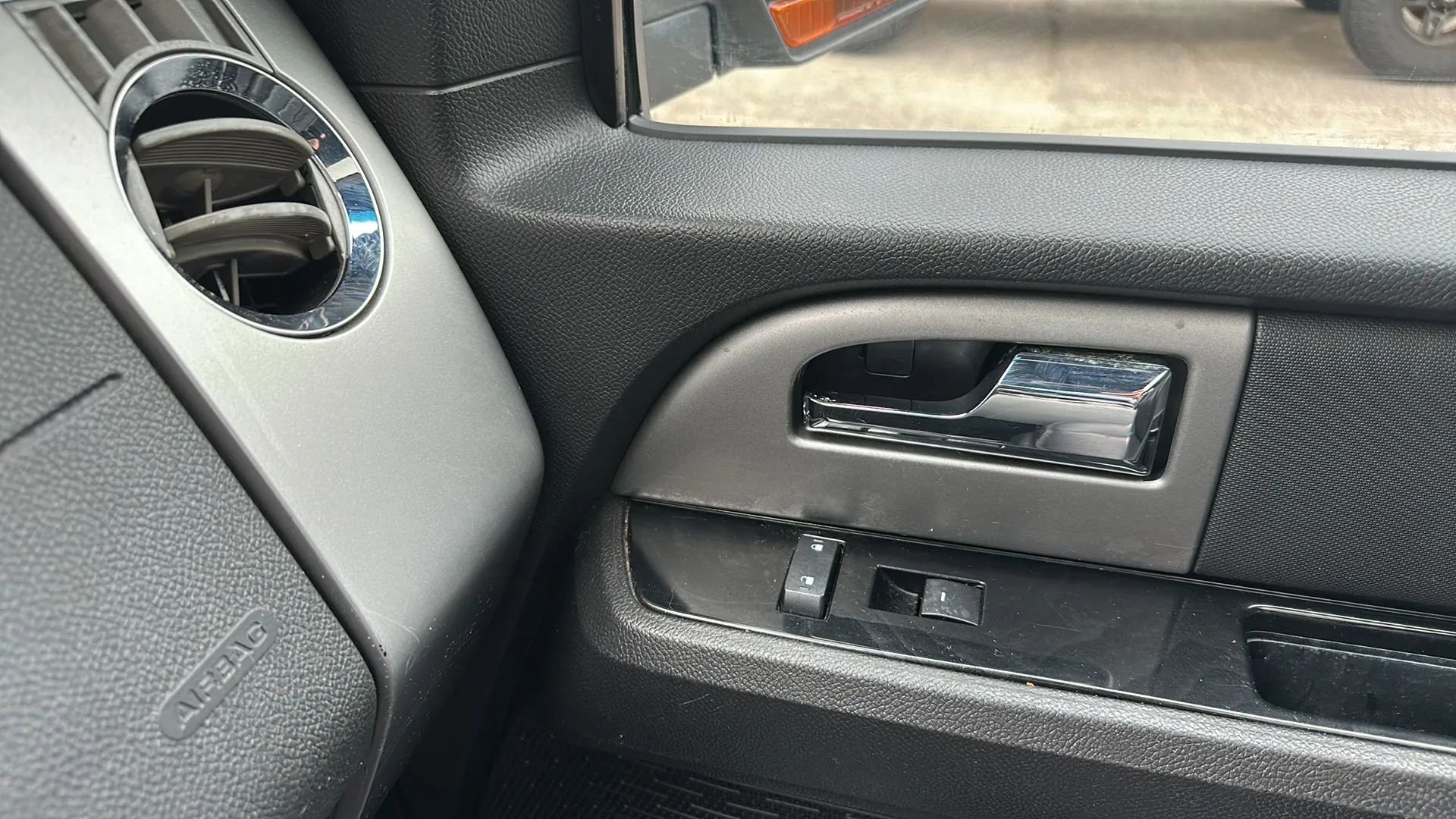 Used 2013 Ford Expedition EL Limited image 42