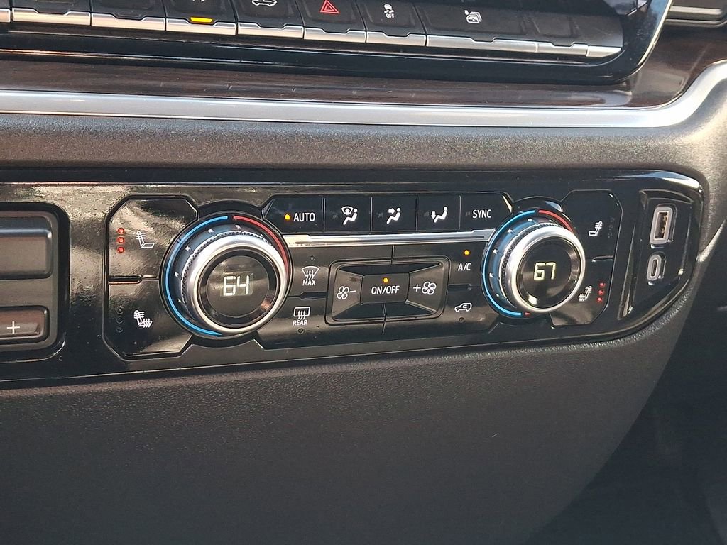 Used 2025 GMC Sierra 1500 SLT image 14