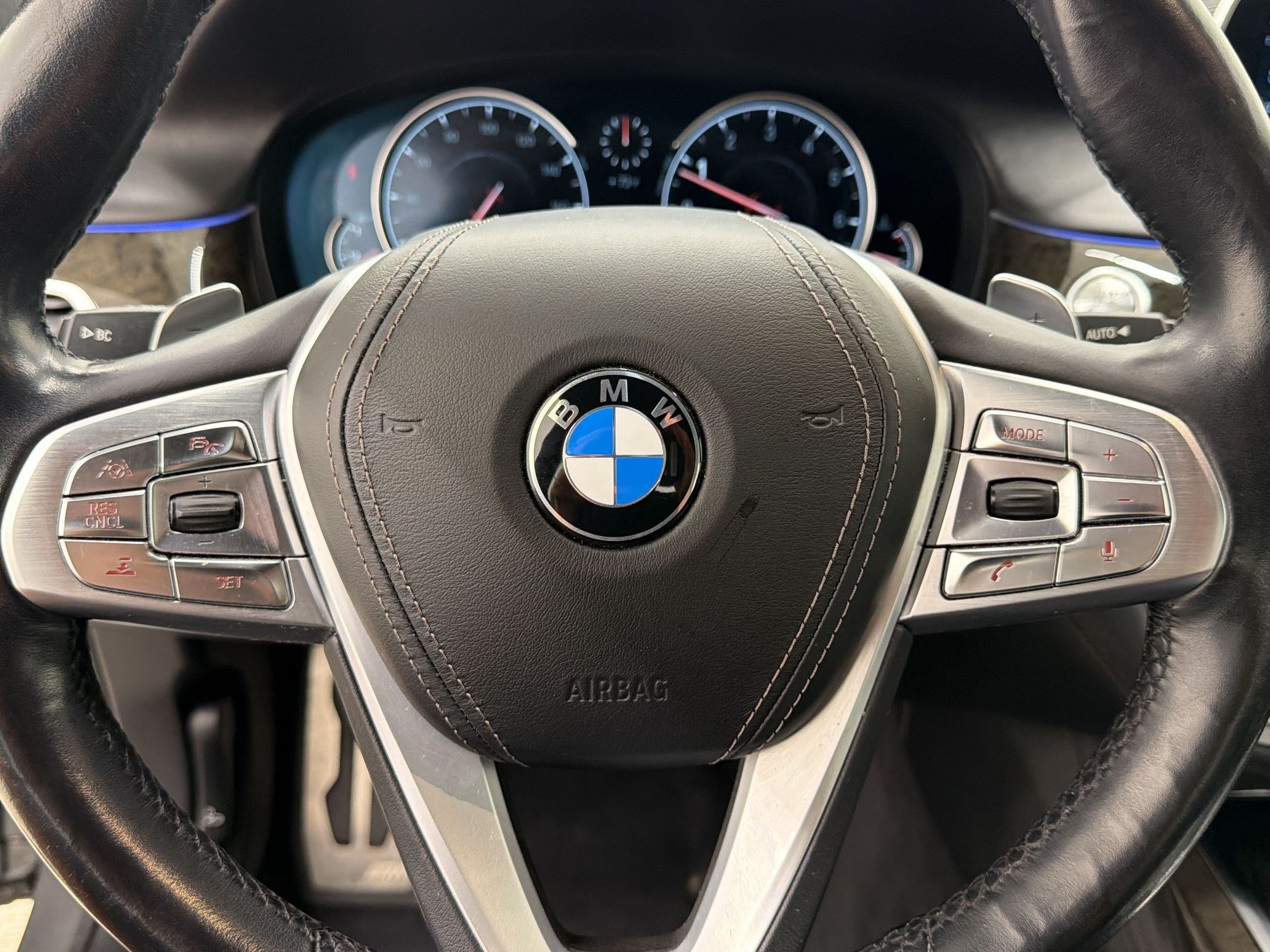 Used 2016 BMW 750i xDrive AWD/4WD image 16