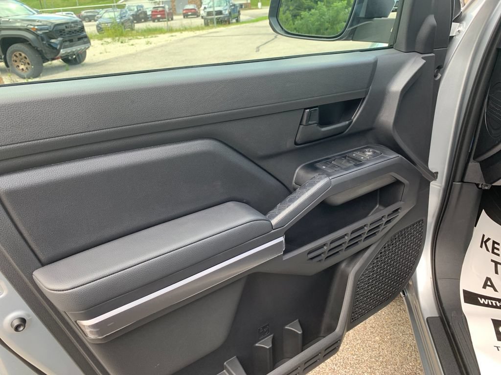 New 2026 Toyota Tacoma SR5 AWD/4WD image 11