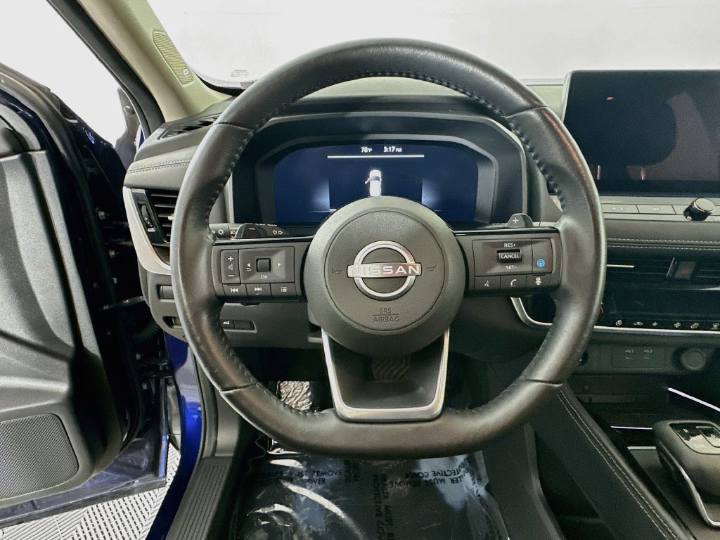Certified 2024 Nissan Rogue Platinum AWD/4WD image 17