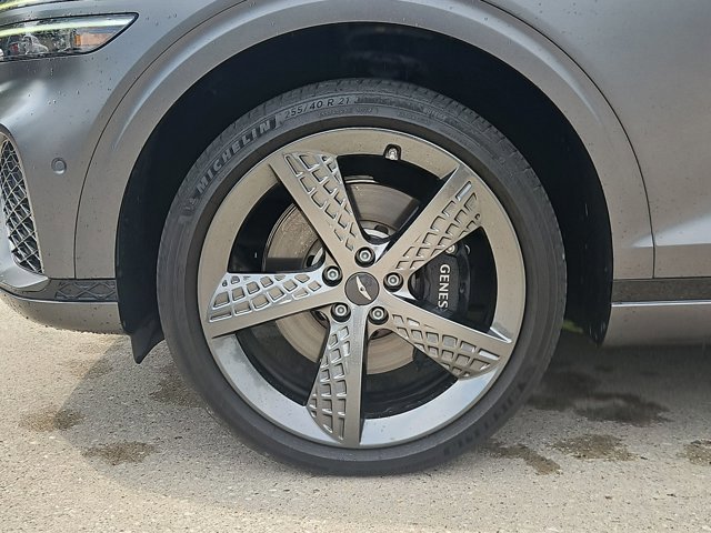 Used 2023 Genesis GV70 2.5T w/ Sport Prestige Package image 22