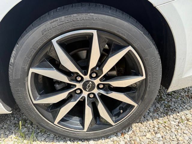 Used 2023 Chevrolet Malibu RS w/ LPO, Floor Liner Package FWD image 18