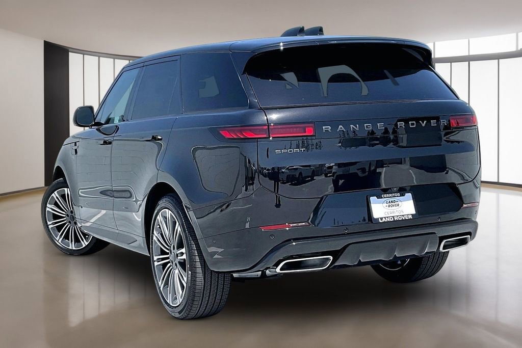 New 2026 Land Rover Range Rover Sport Dynamic SE AWD/4WD image 3