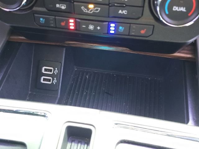 Used 2019 Ford F150 Lariat image 38