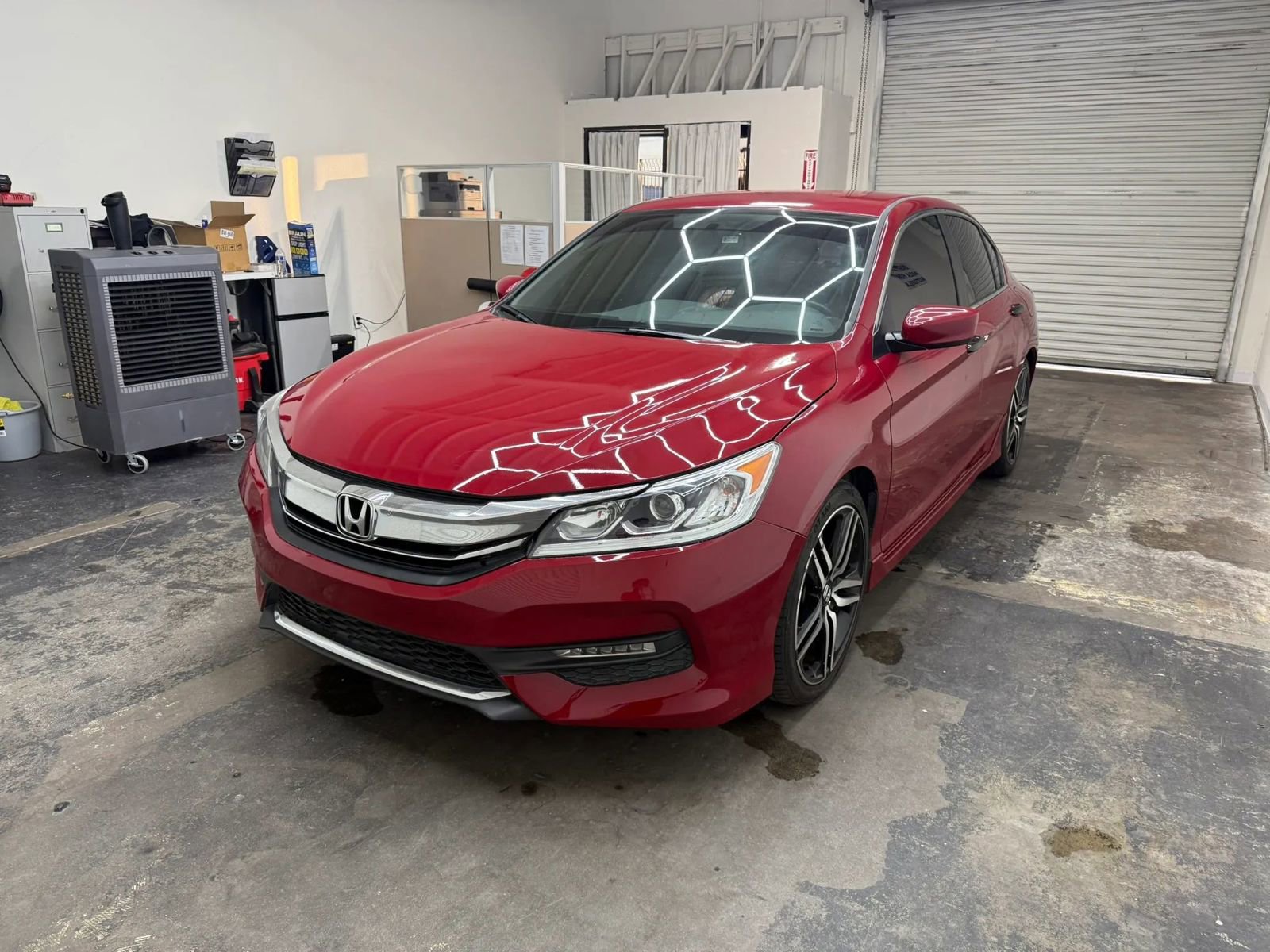 Used 2017 Honda Accord Sport image 4
