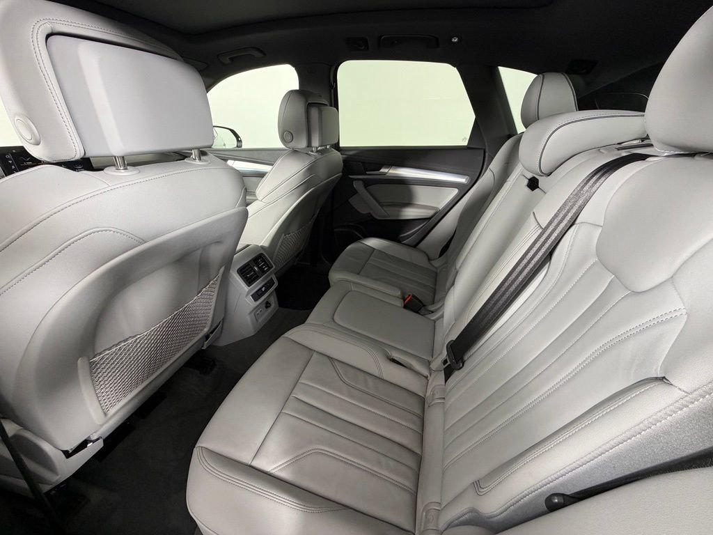 Used 2024 Audi Q5 2.0T Premium Plus AWD/4WD image 35