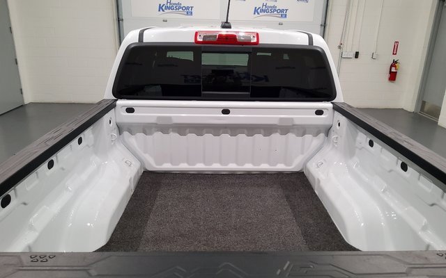 Used 2024 Chevrolet Colorado LT w/ LT Convenience Package III image 14