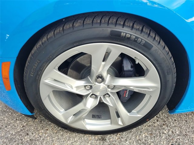 Used 2023 Chevrolet Camaro LT w/ RS Package image 21