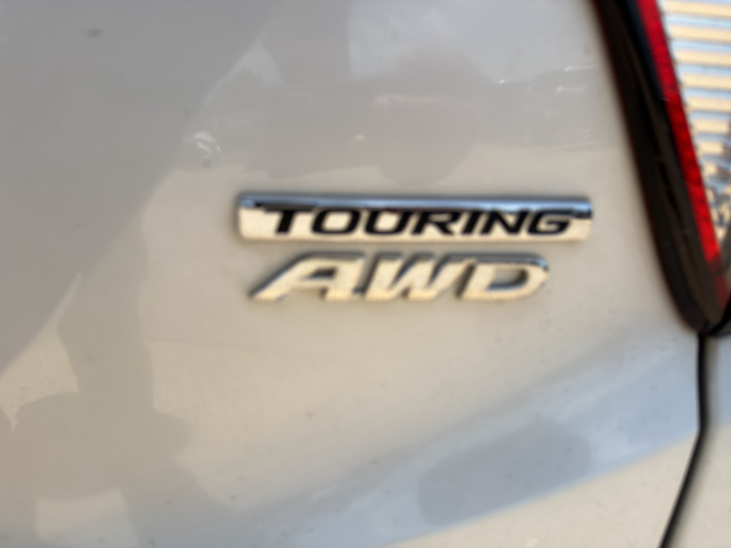 Used 2020 Honda HR-V Touring image 16