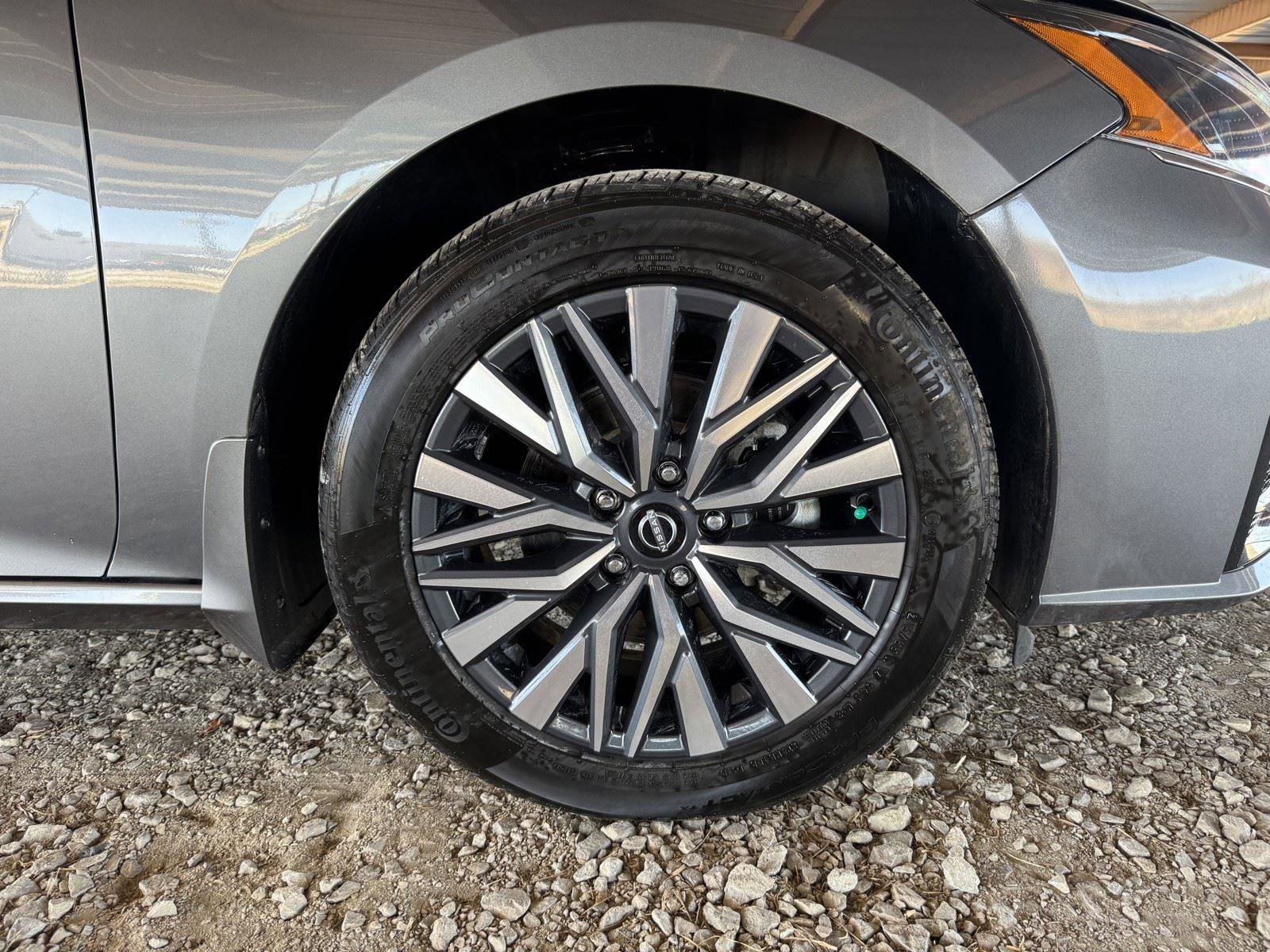 Used 2023 Nissan Altima 2.5 SV w/ SV Premium Package image 45