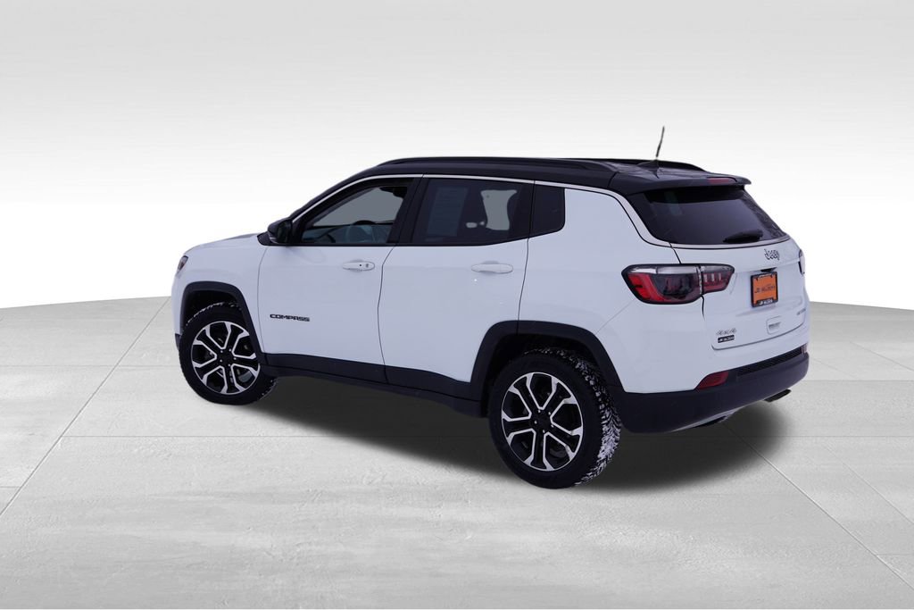 Certified 2022 Jeep Compass Limited image 9