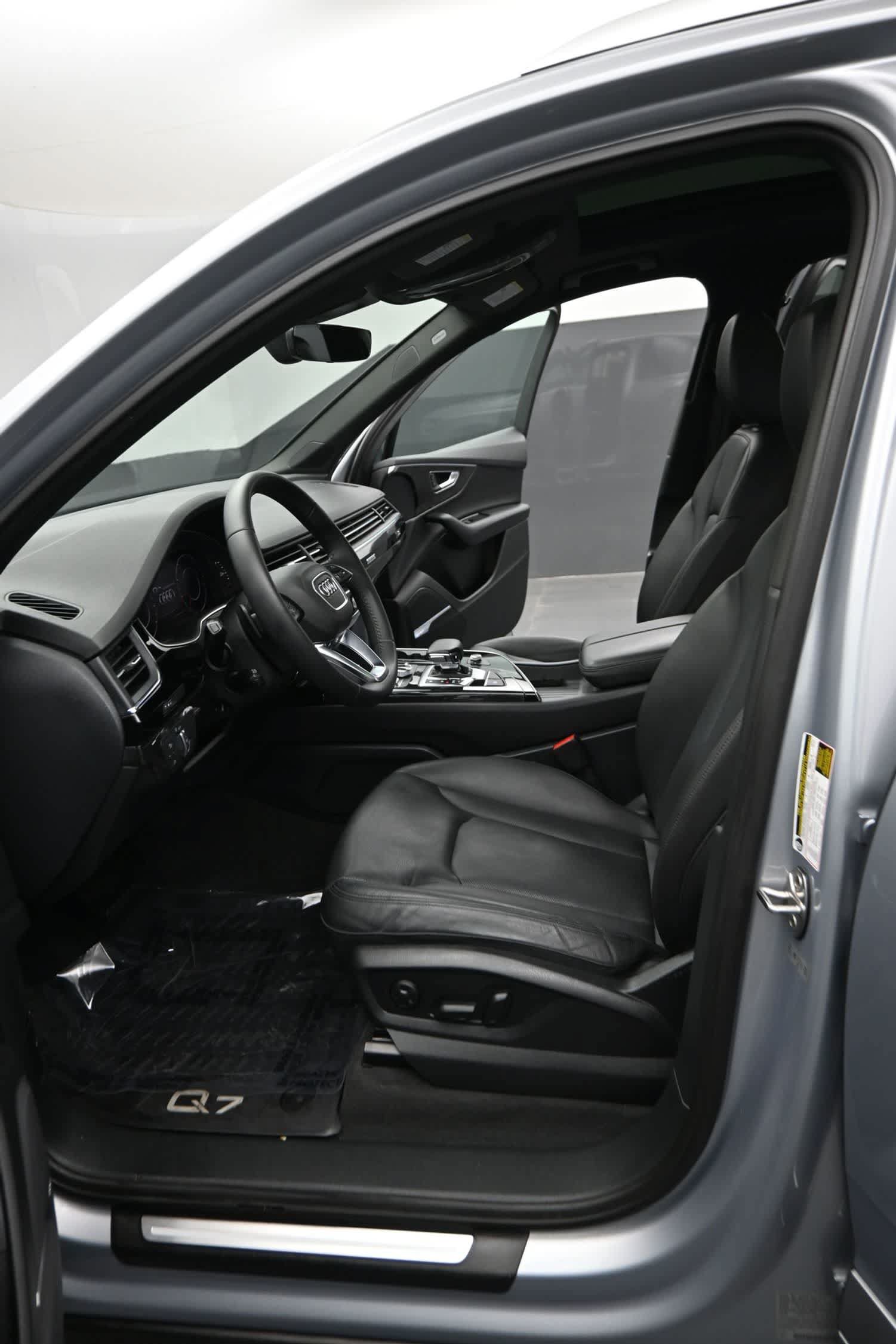 Used 2019 Audi Q7 3.0T Premium Plus w/ Premium Plus Package AWD/4WD image 21