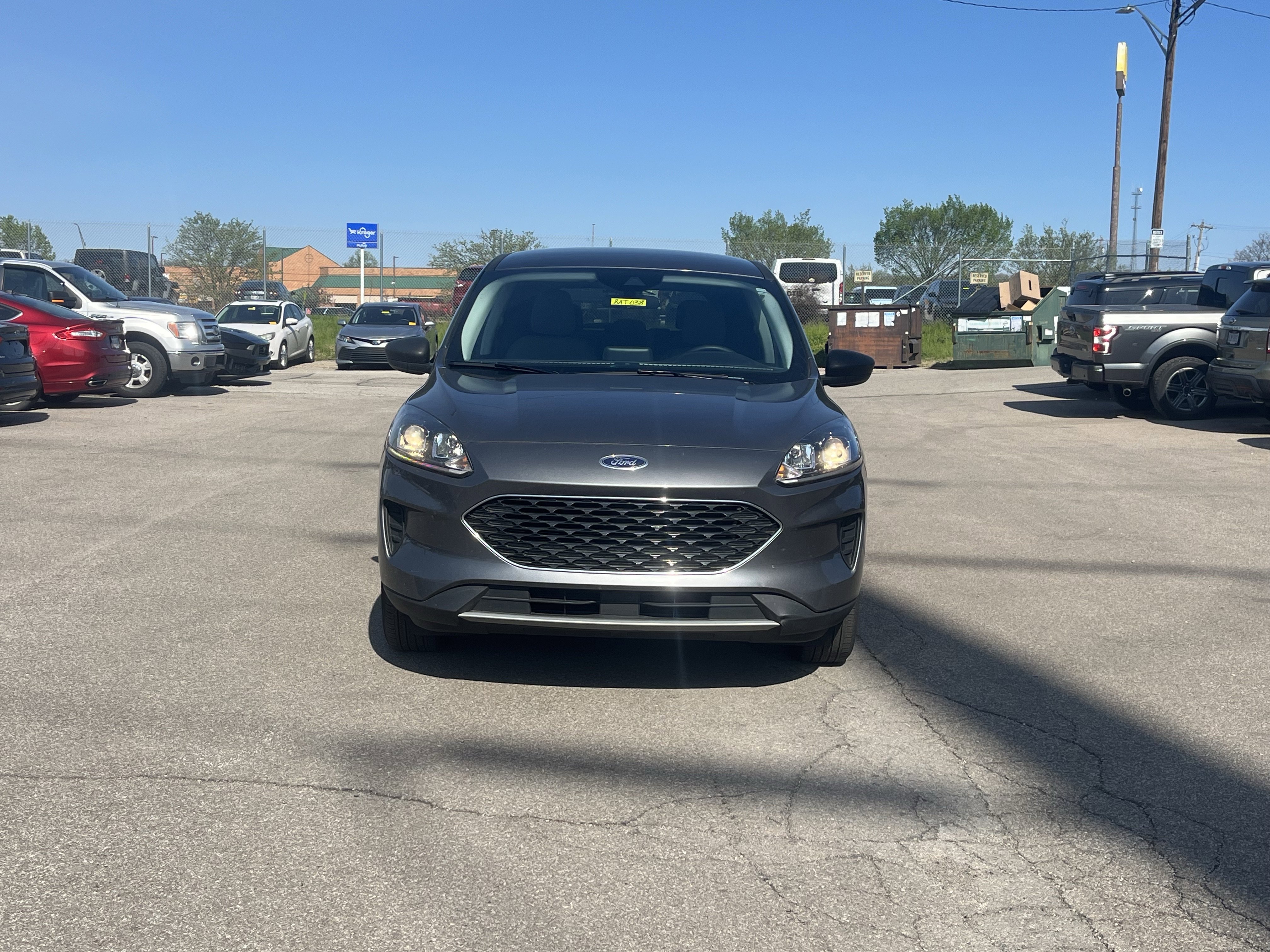 Used 2022 Ford Escape SE w/ Convenience Package image 2