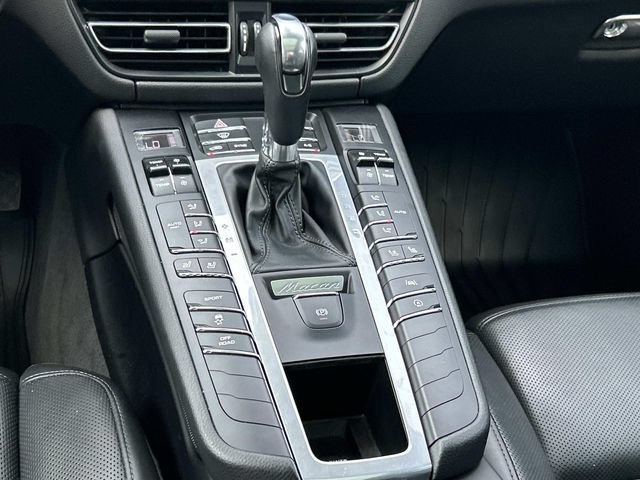 Used 2021 Porsche Macan S AWD/4WD image 17