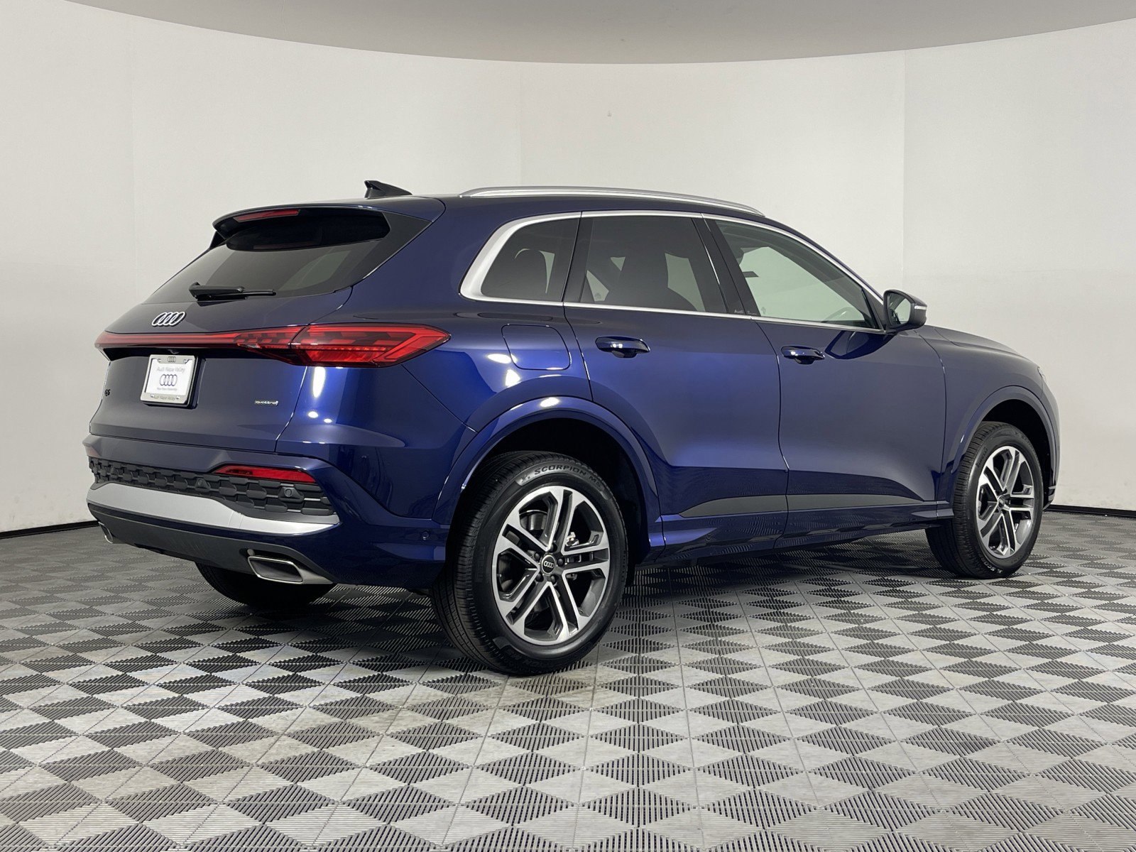 New 2025 Audi Q5 Premium Plus image 19