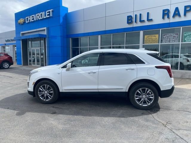 Used 2023 Cadillac XT5 Premium Luxury w/ Technology Package image 2