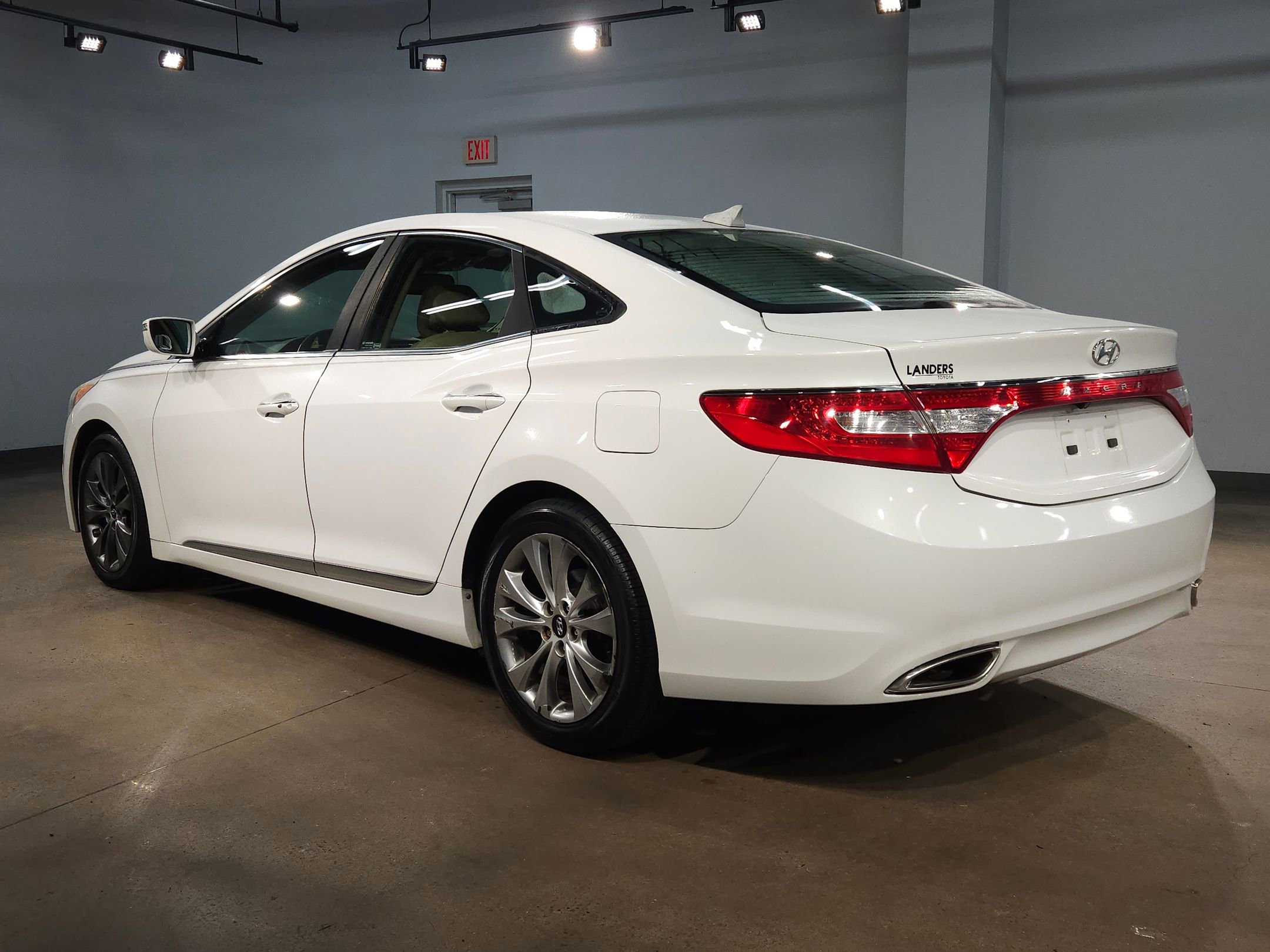 Used 2012 Hyundai Azera image 5