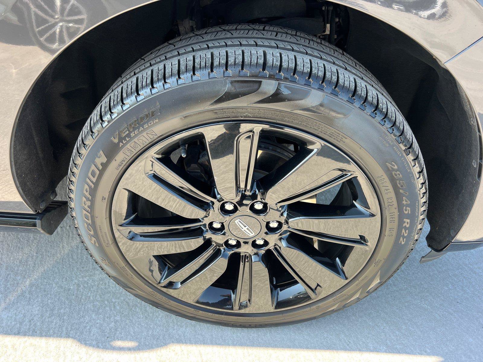 Used 2024 Lincoln Navigator Black Label AWD/4WD image 12