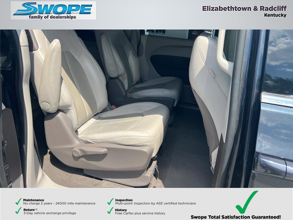Used 2021 Chrysler Pacifica Touring-L image 8