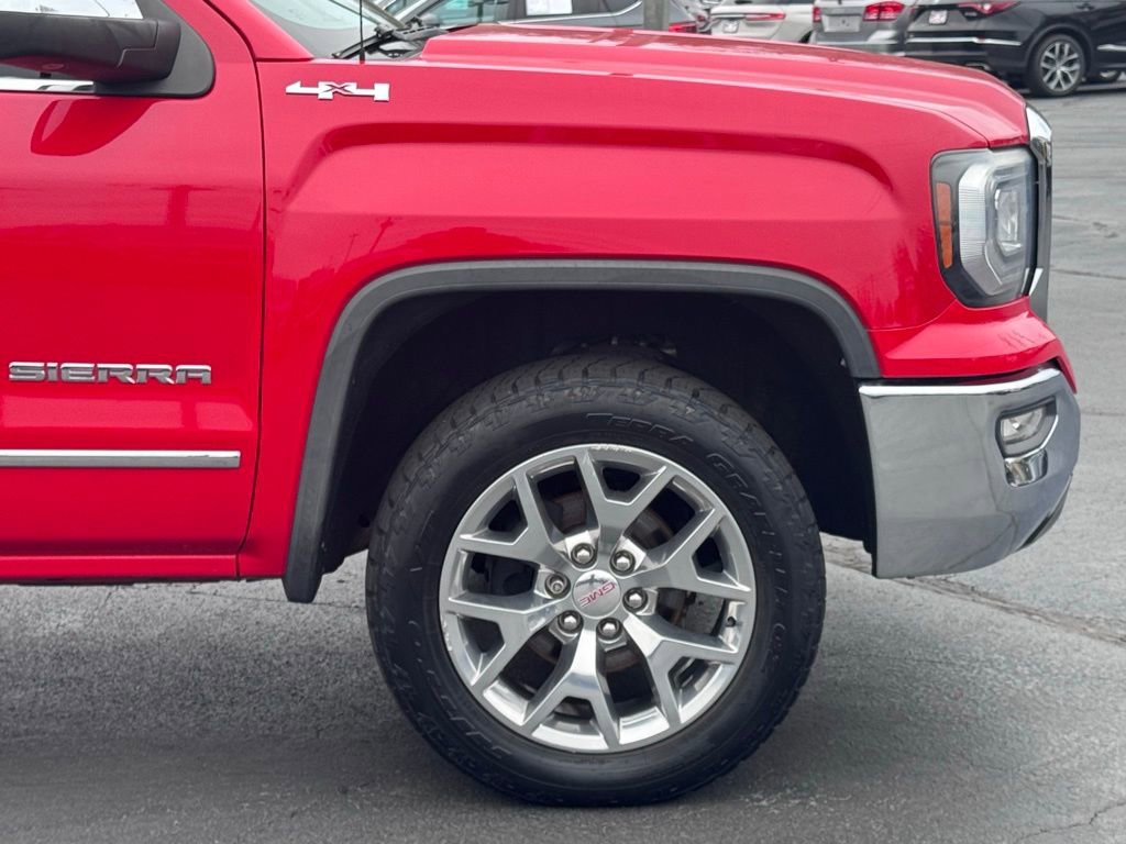 Used 2018 GMC Sierra 1500 SLT w/ SLT Premium Package image 46