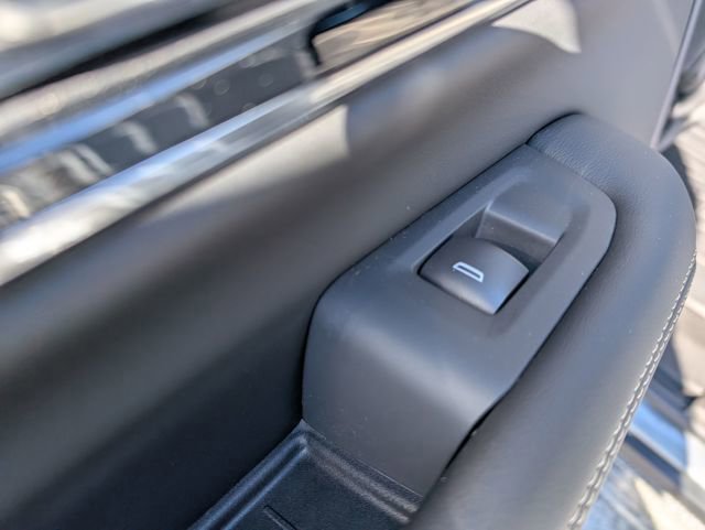 New 2026 GMC Yukon Elevation w/ Elevation Premium Package image 11