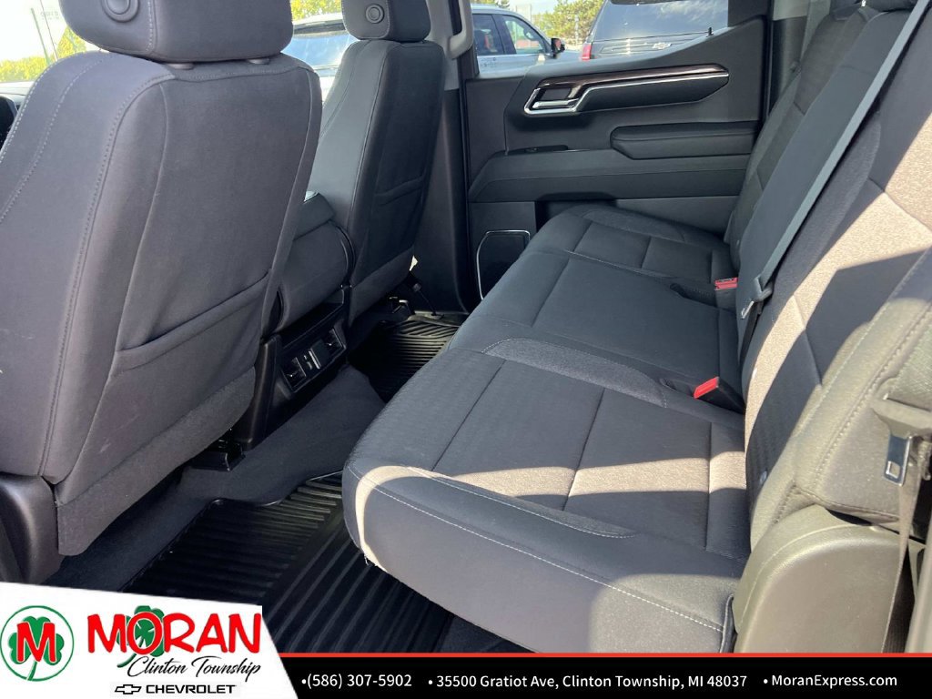 Certified 2024 Chevrolet Silverado 1500 LT AWD/4WD image 13