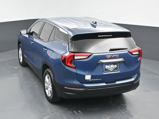 Used 2024 GMC Terrain SLE image 13