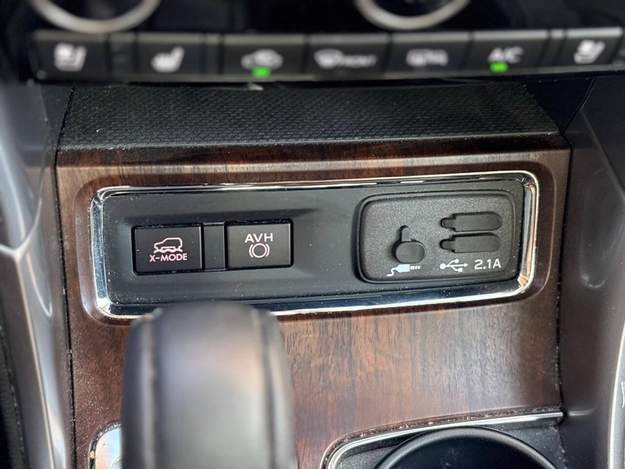 Used 2022 Subaru Ascent Touring AWD/4WD image 10