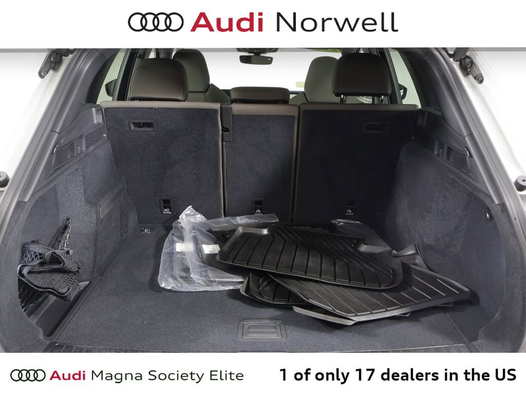 Certified 2025 Audi Q5 Premium Plus w/ Premium Plus AWD/4WD image 16