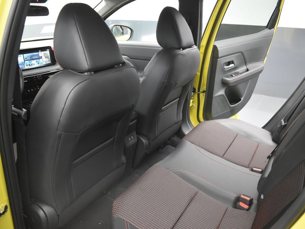 New 2025 Nissan Kicks SR AWD/4WD image 14