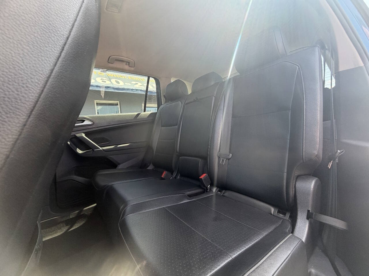 Used 2020 Volkswagen Tiguan SE FWD image 20