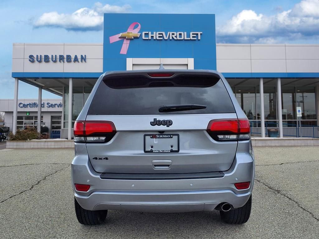 Used 2020 Jeep Grand Cherokee Altitude image 6