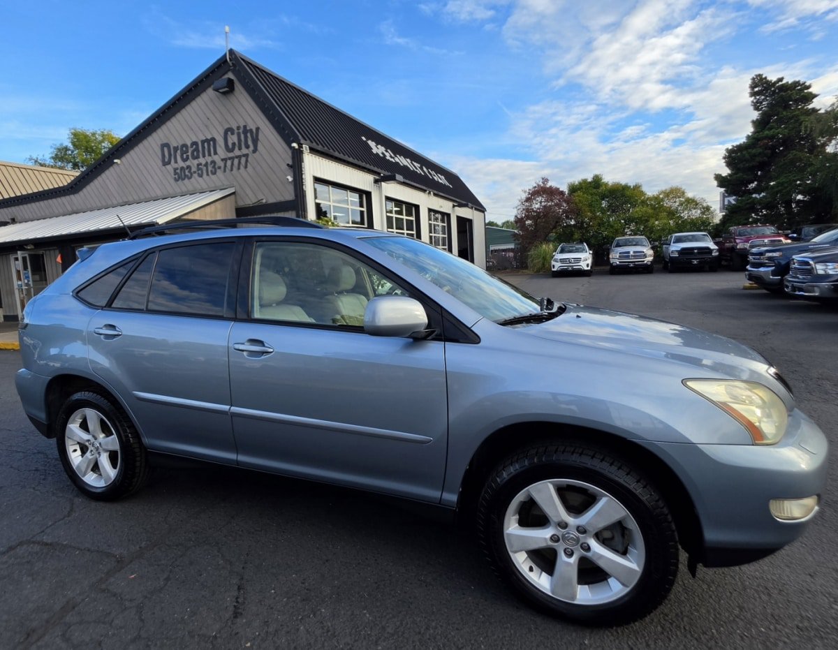 Used 2006 Lexus RX 330 w/ Premium Plus Pkg FWD image 3