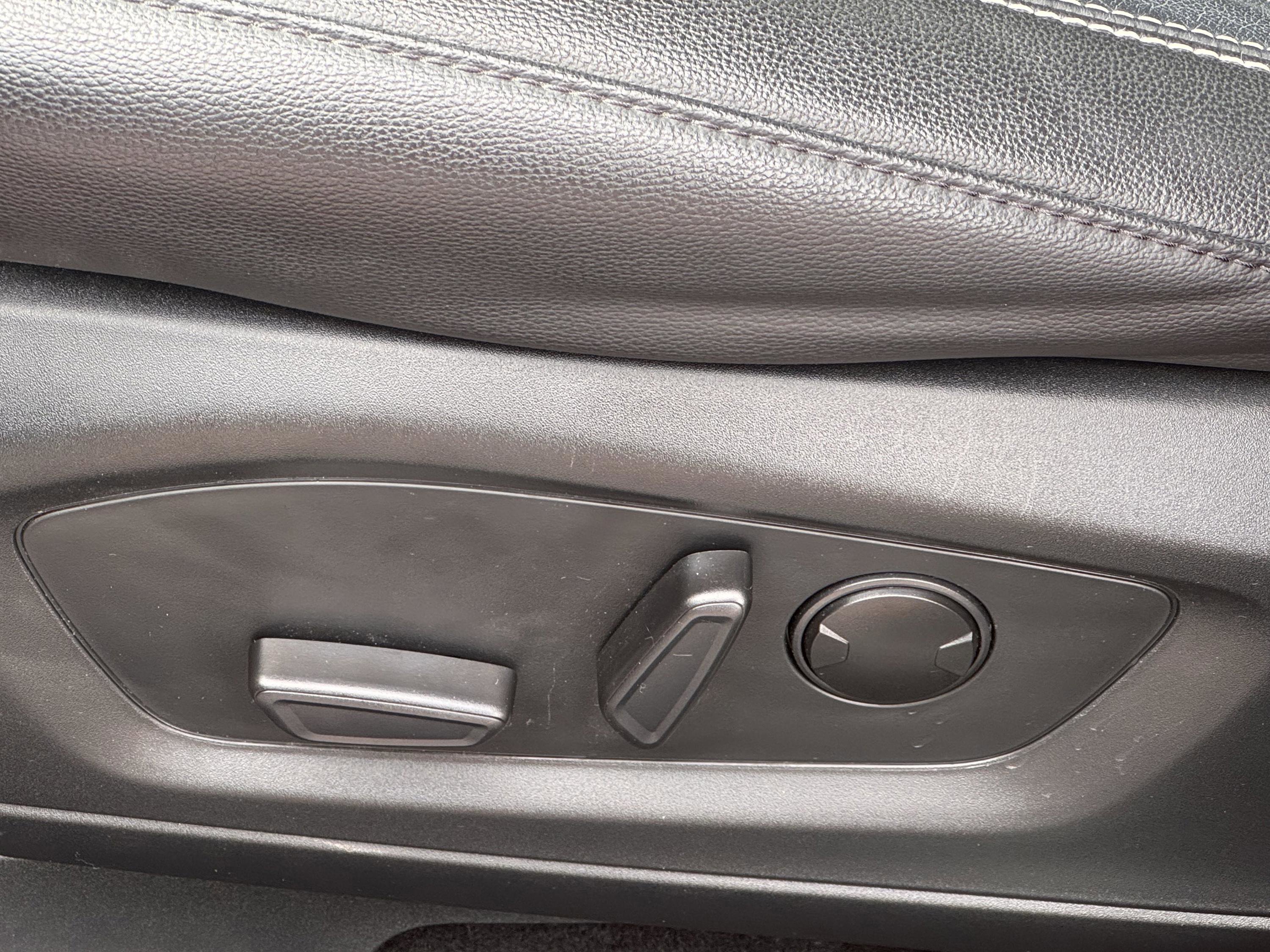 Used 2023 Ford Explorer ST w/ Equipment Group 401A AWD/4WD image 7