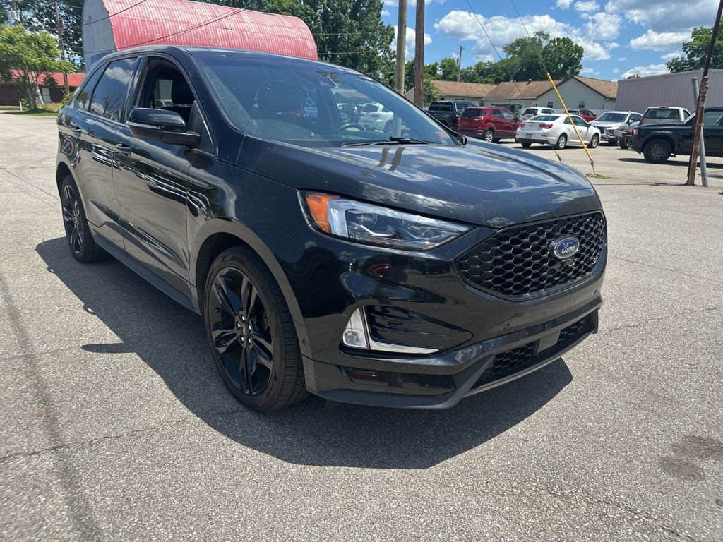 Used 2019 Ford Edge ST w/ Equipment Group 401A AWD/4WD image 3