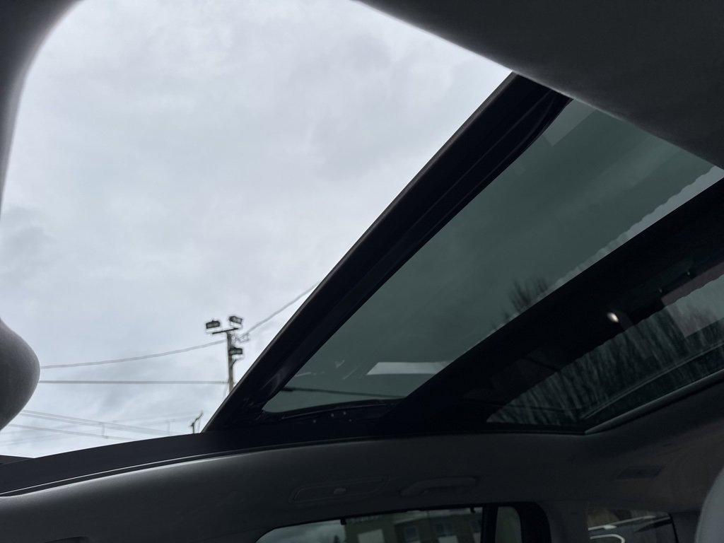 Used 2026 Hyundai Ioniq 9 Calligraphy image 34