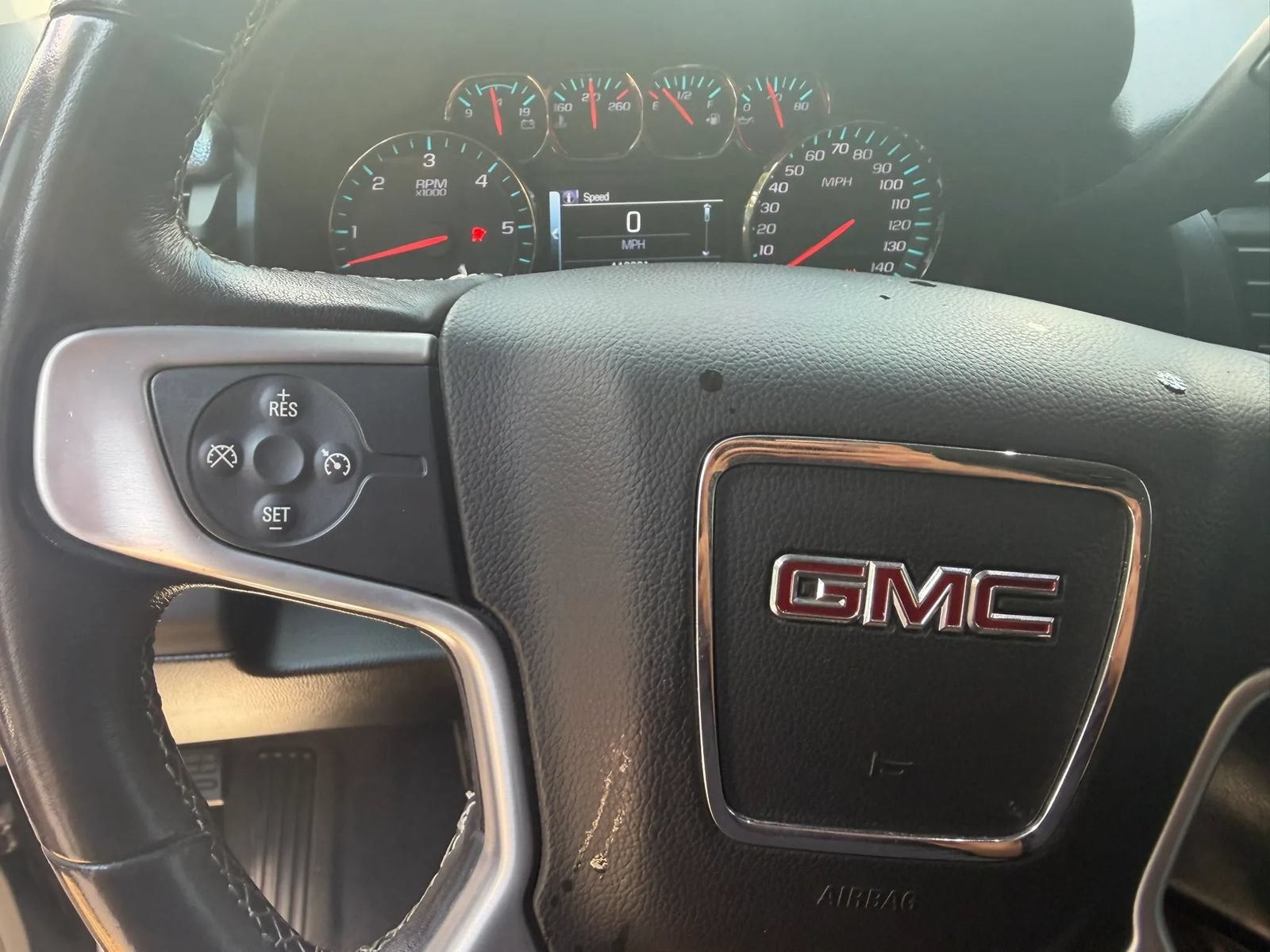 Used 2020 GMC Yukon SLE w/ SLE Value Package RWD image 26