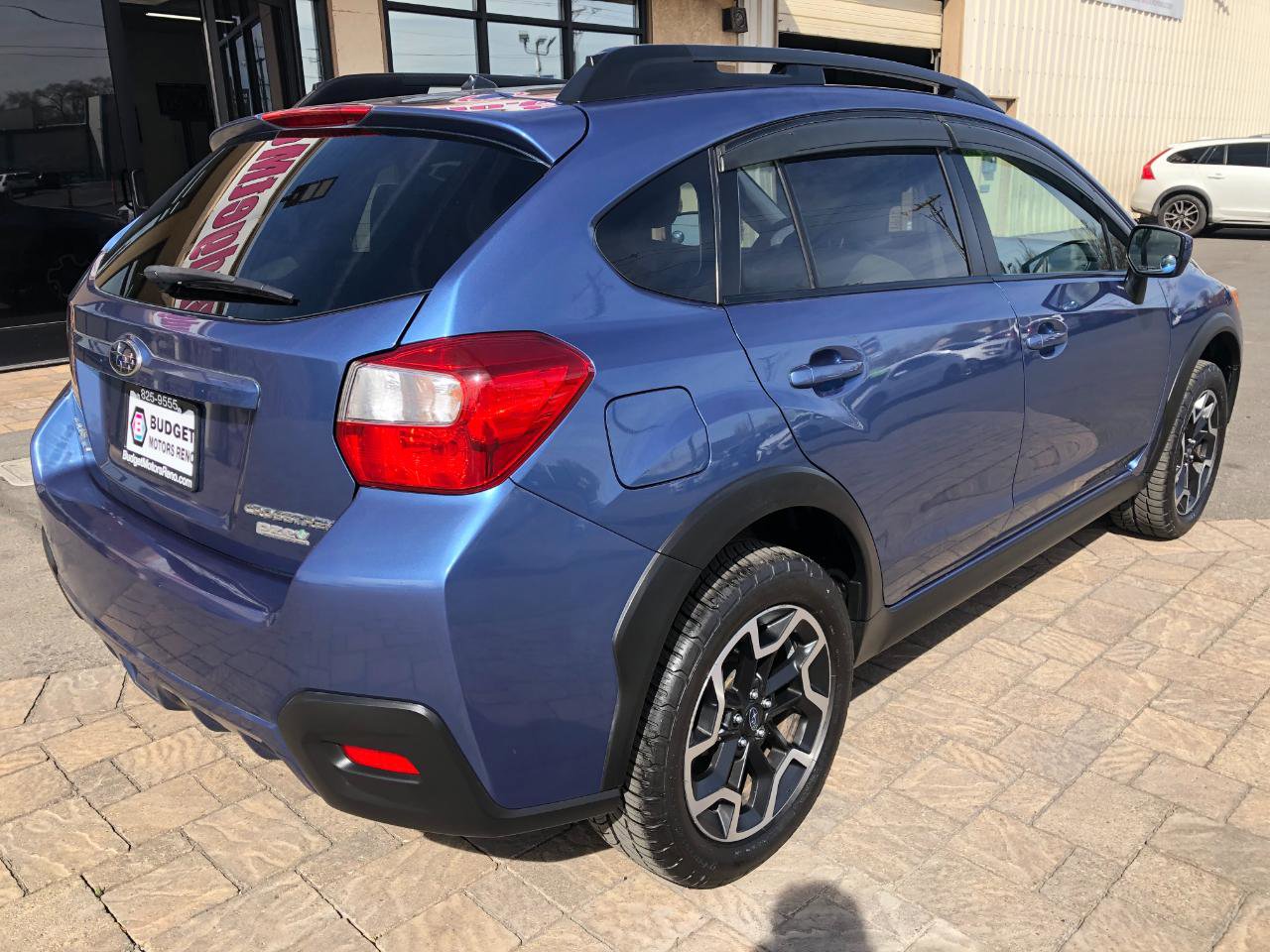 Used 2017 Subaru Crosstrek 2.0i Premium AWD/4WD image 2