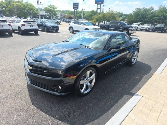 Used 2010 Chevrolet Camaro SS RWD image 6