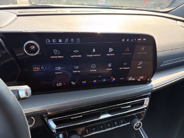 New 2027 Chevrolet Traverse LT w/ LPO, Floor Liner Package FWD image 28