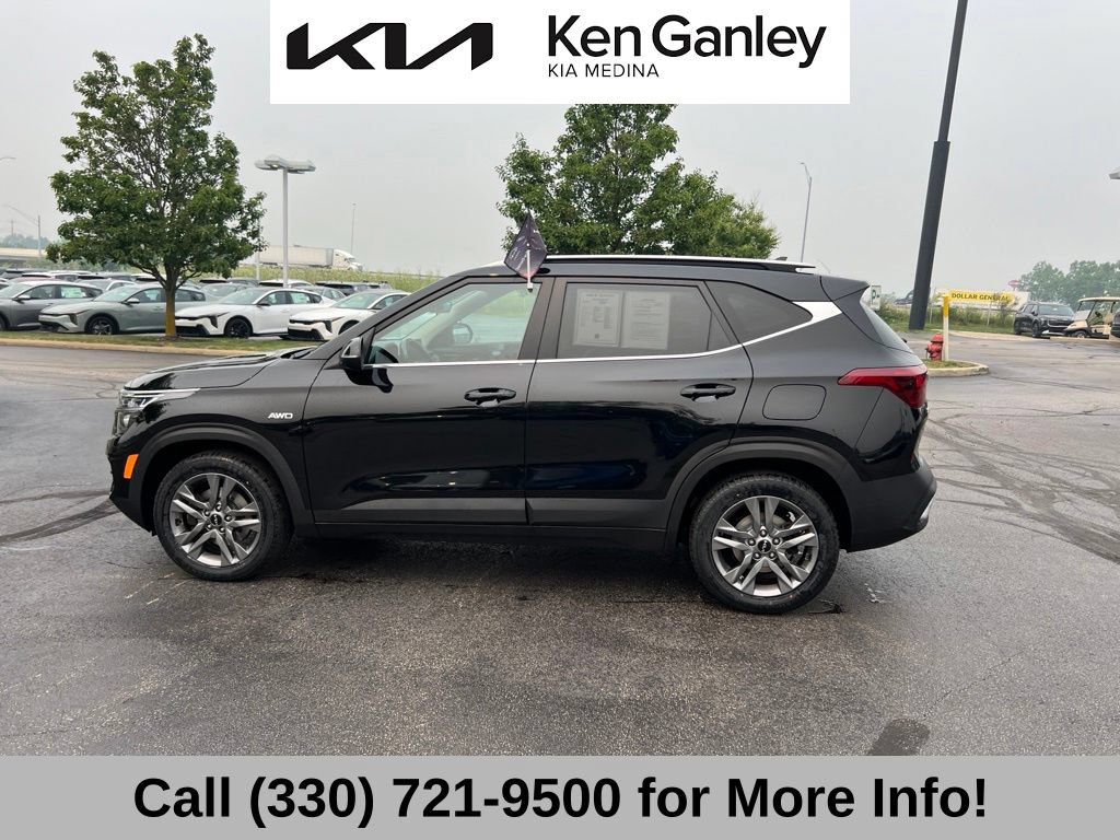 Certified 2023 Kia Seltos S w/ Navigation Package AWD/4WD image 16